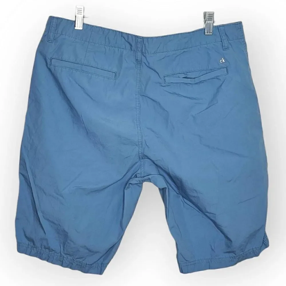 Calvin Klein Men's Shorts in Blue size 34